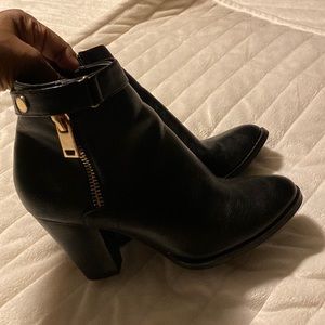 Apt 9 ankle boots